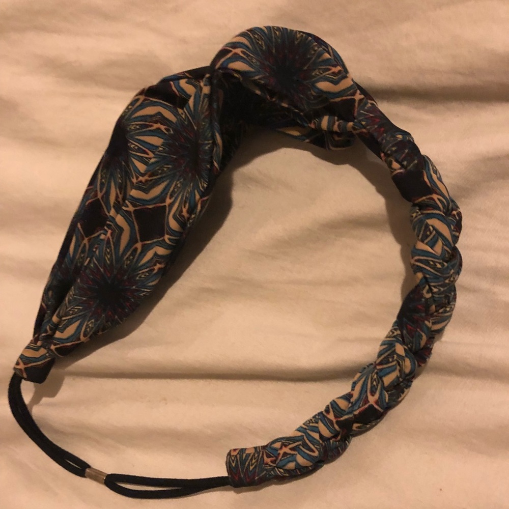 Headband with braid detail